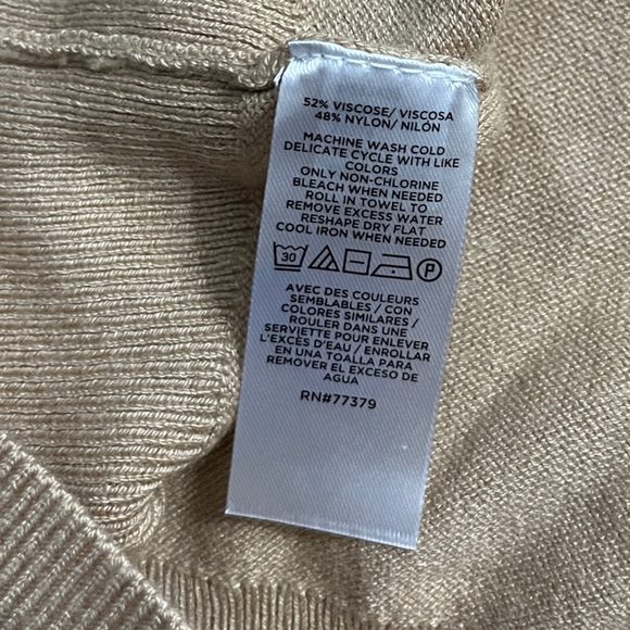 Ann Taylor Women’s Ann Cardigan - Size L - Picture 9 of 9